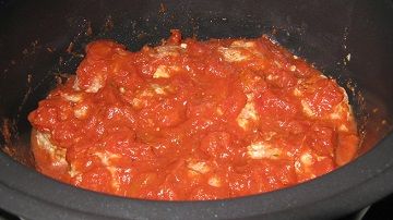 Slow Cooker Turkey and Pork Sausage Meatballs in Spicy Tomato Sauce